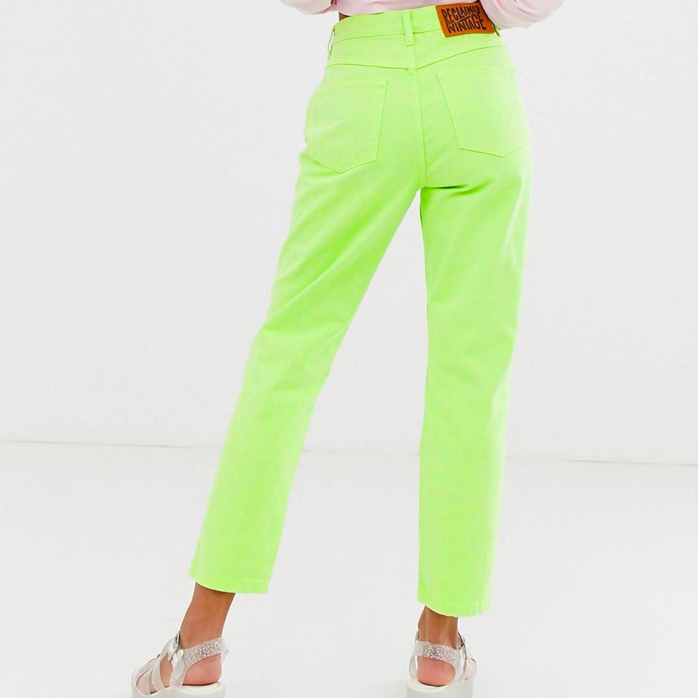 Reclaimed Vintage The ‘91 mom jean in apple wash